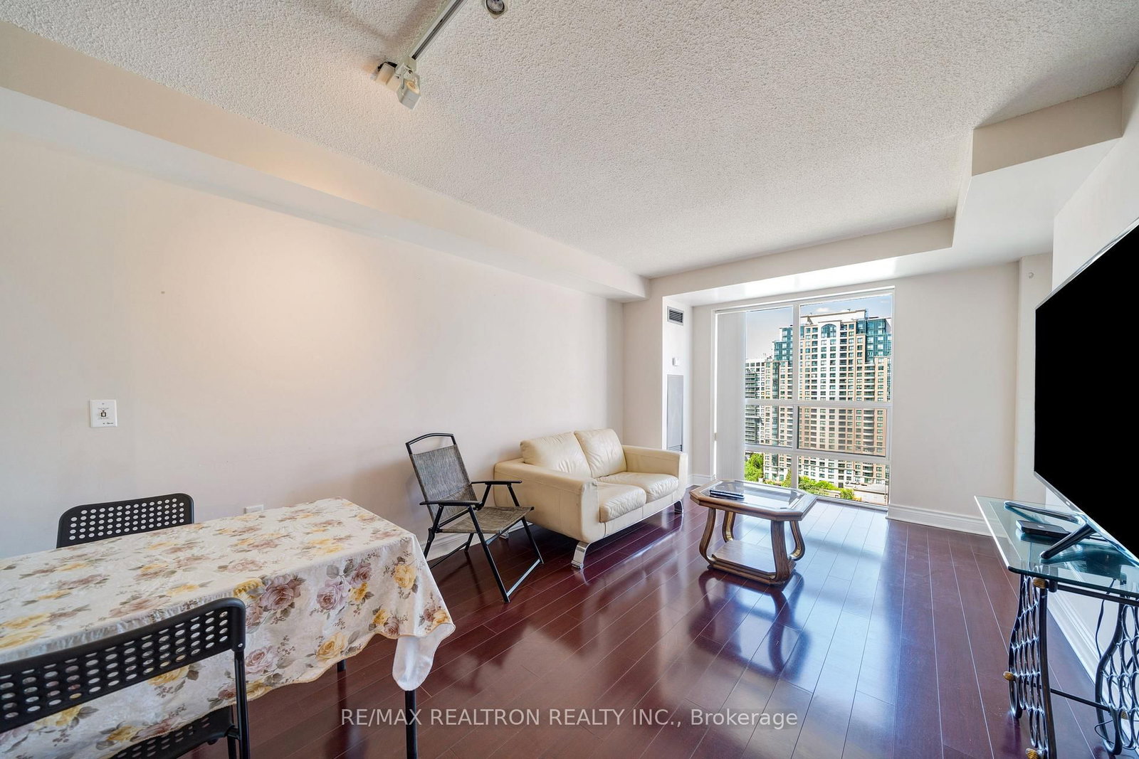 22 Olive Avenue, Unit 1901 - Photo 18