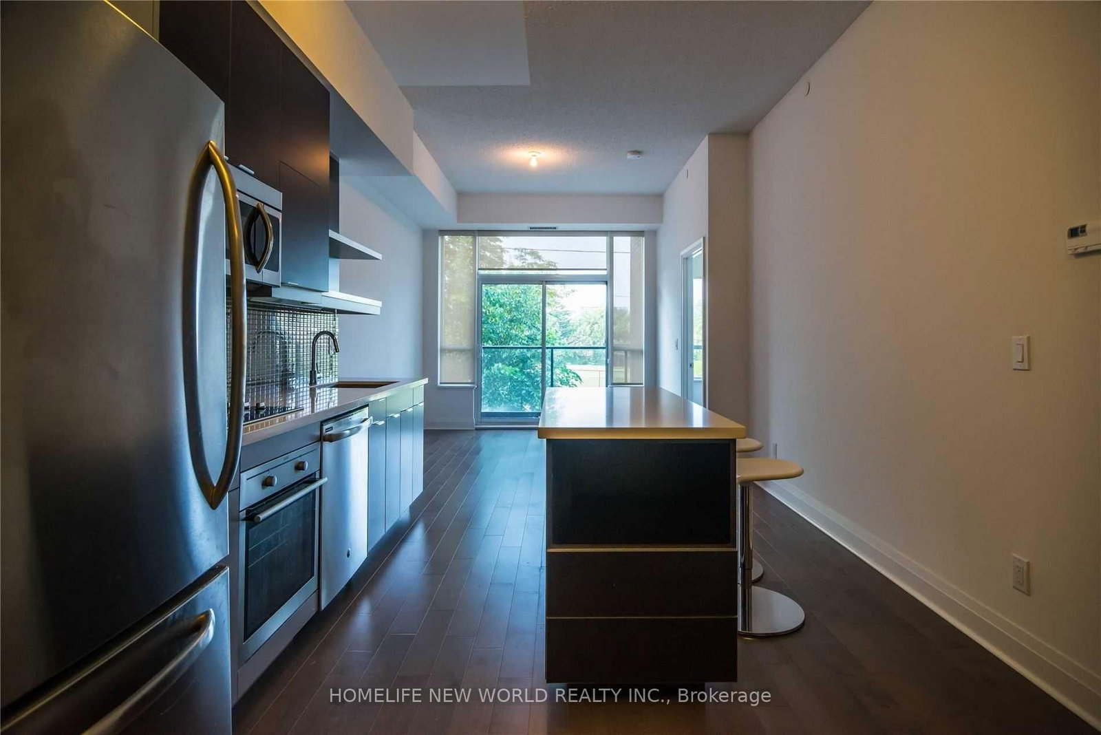 110-399 Spring Garden Avenue, Toronto, ON, photo 3