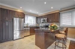 12 Lochinvar Crescent