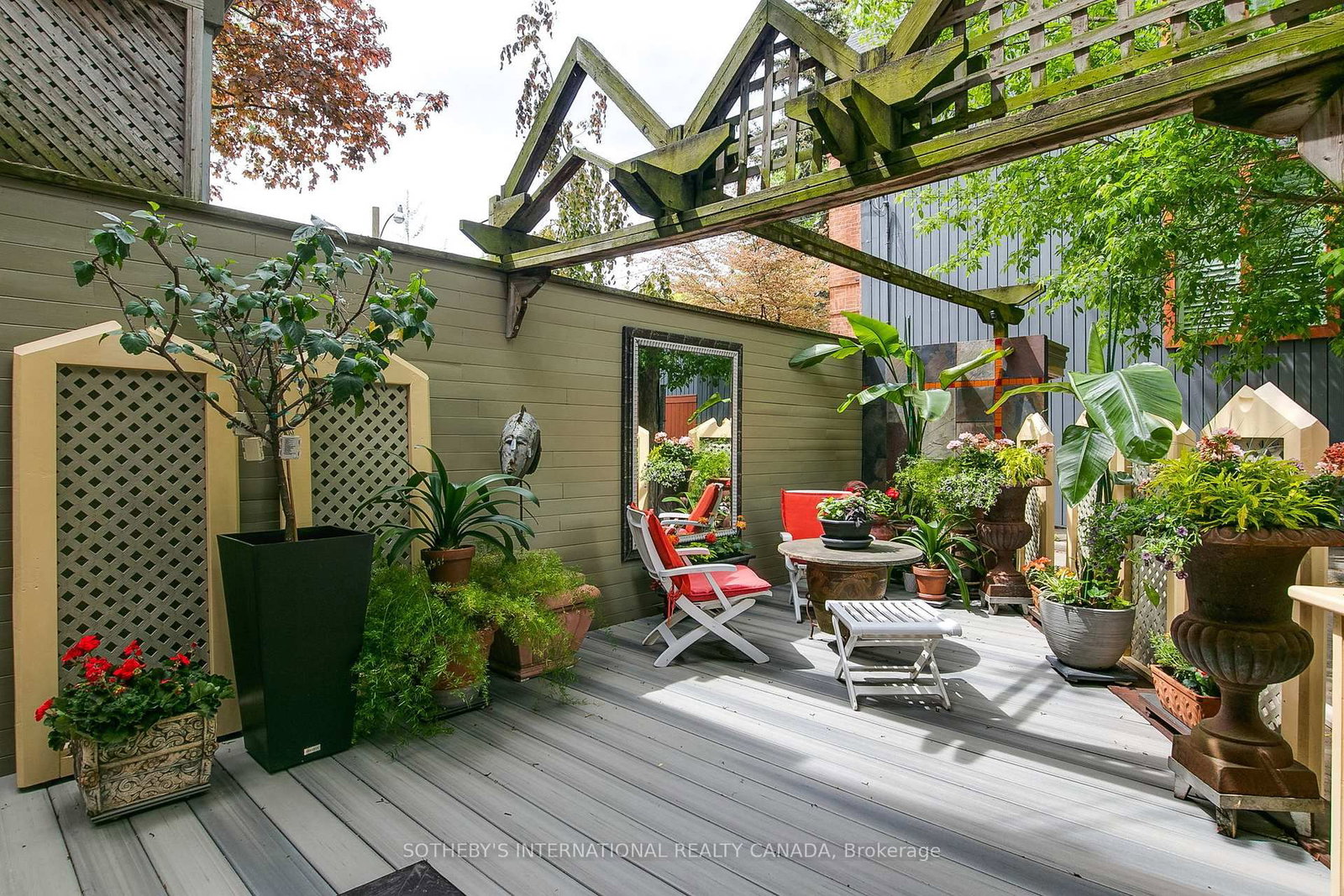 460 Wellesley Street E - Photo 38