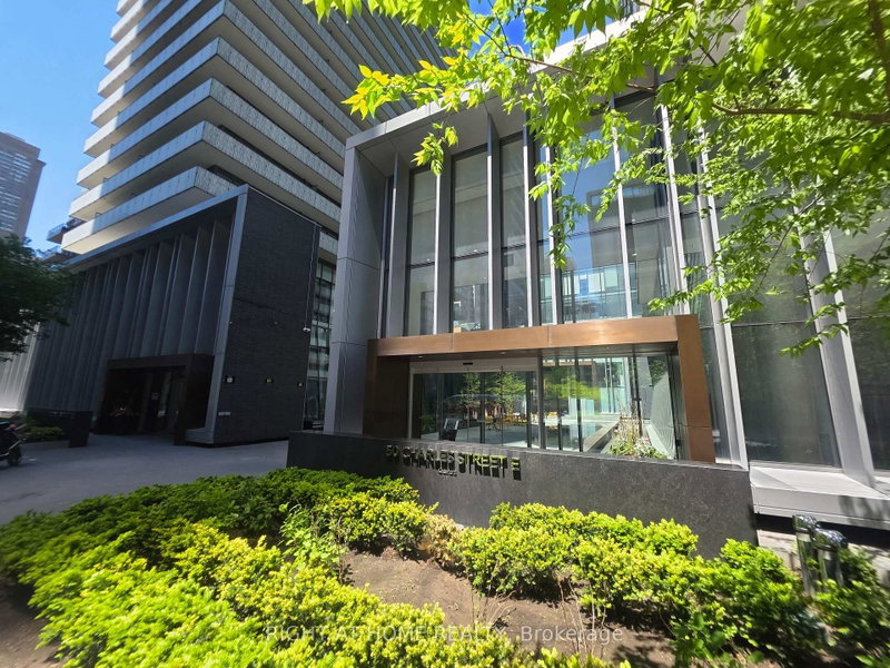 home for lease on 3613-50 Charles St E Street