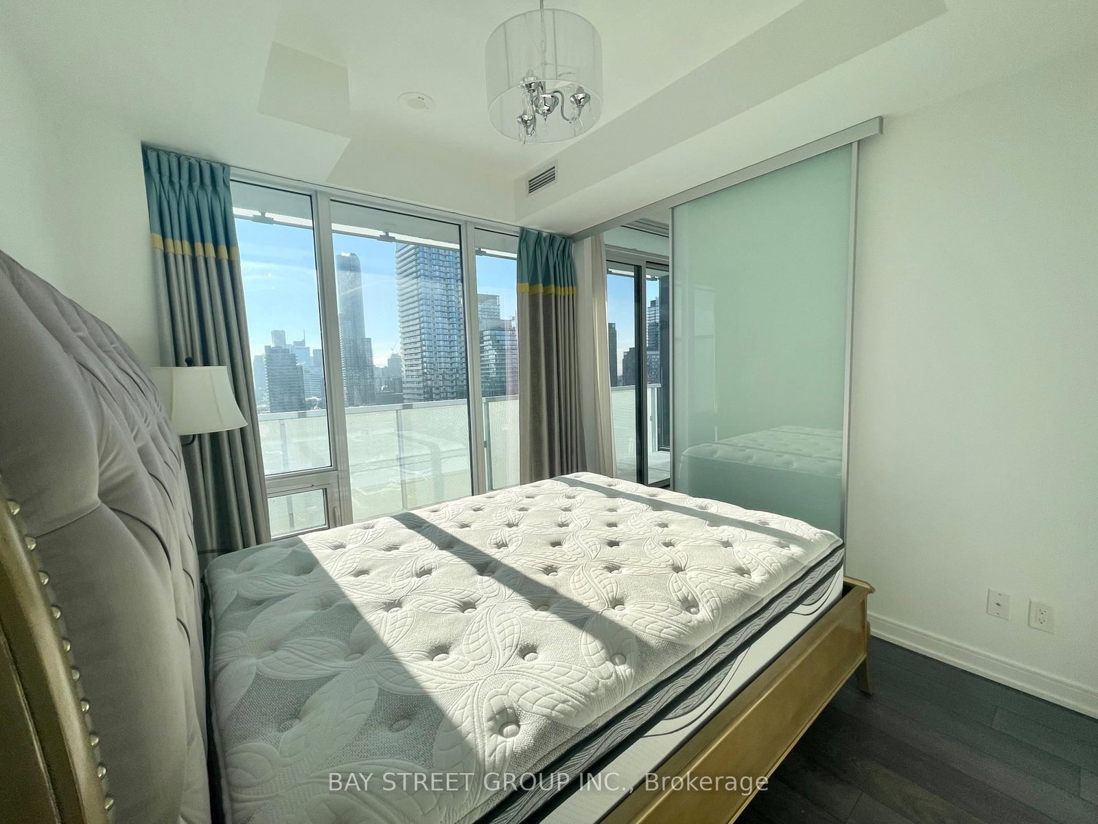 28 WELLESLEY Street E, Unit 3202 - Photo 7