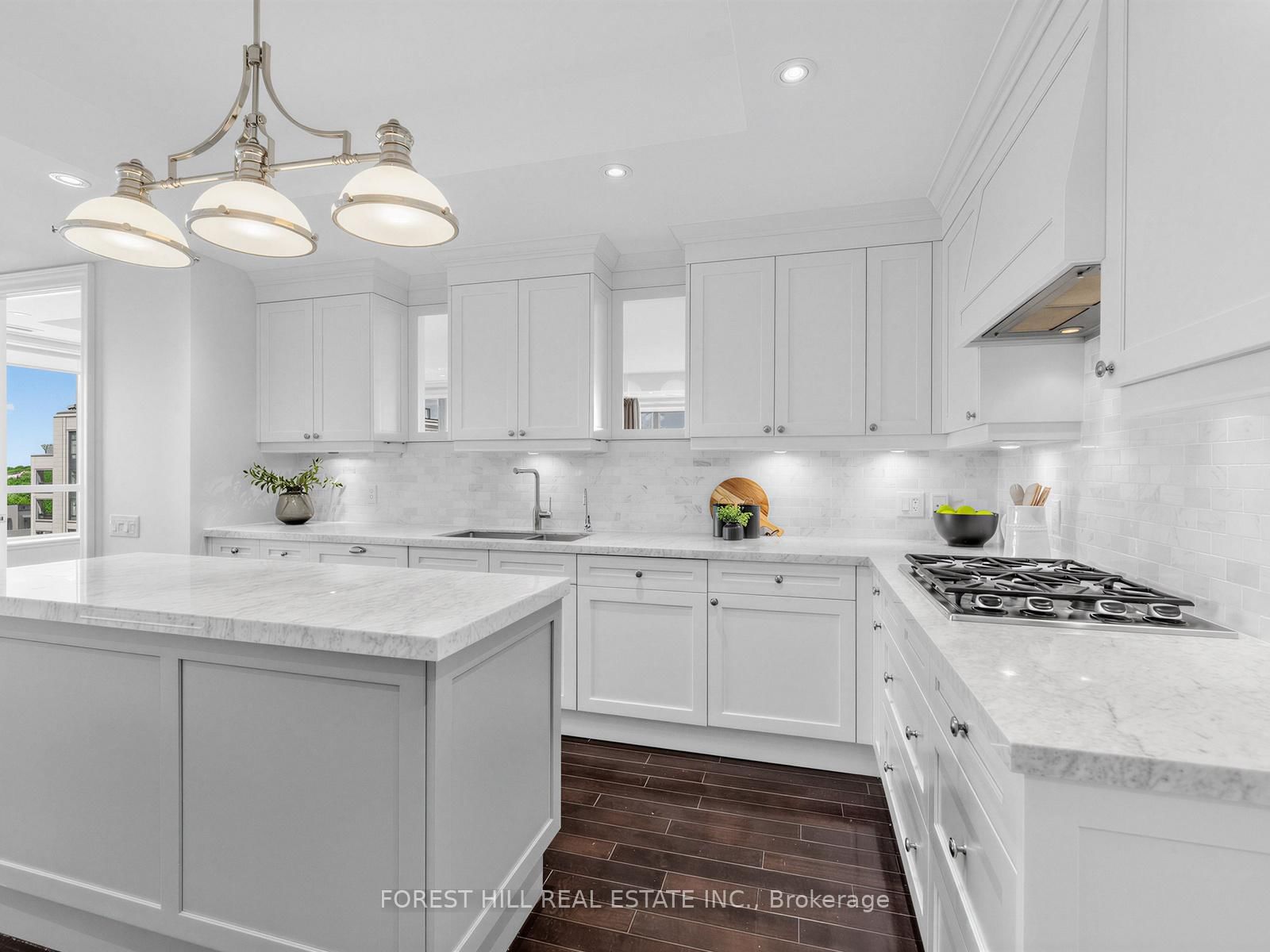 155 St Clair Avenue W, Unit 1204 - Photo 18