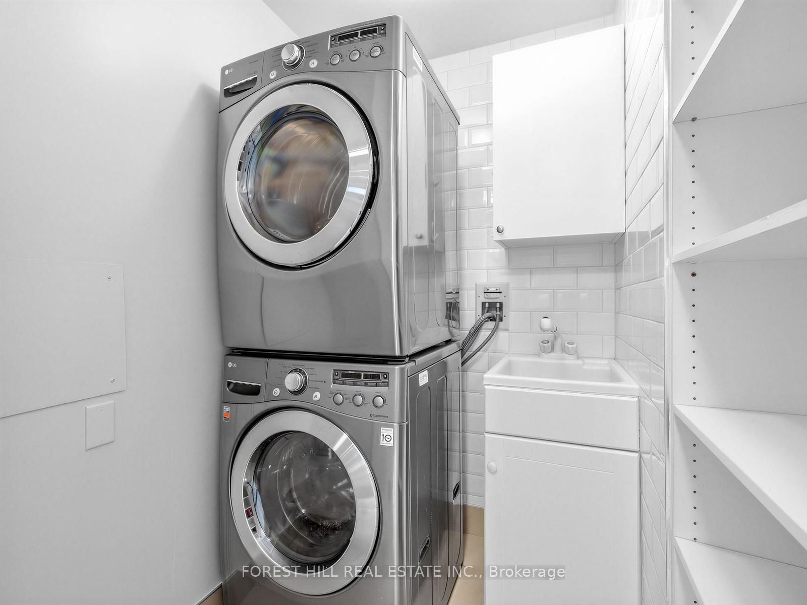 155 St Clair Avenue W, Unit 1204 - Photo 21