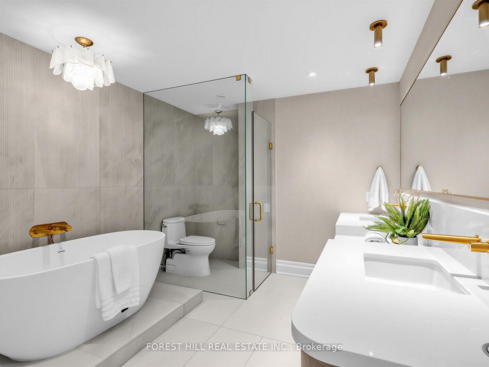 155 St Clair Avenue W, Unit 1204 - Photo 33
