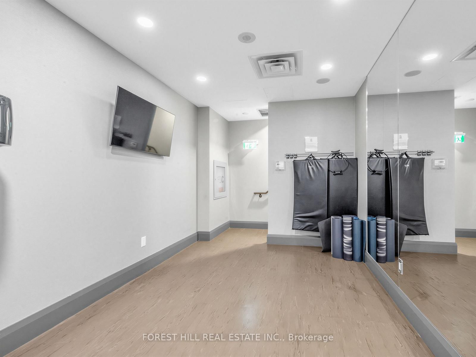 155 St Clair Avenue W, Unit 1204 - Photo 45
