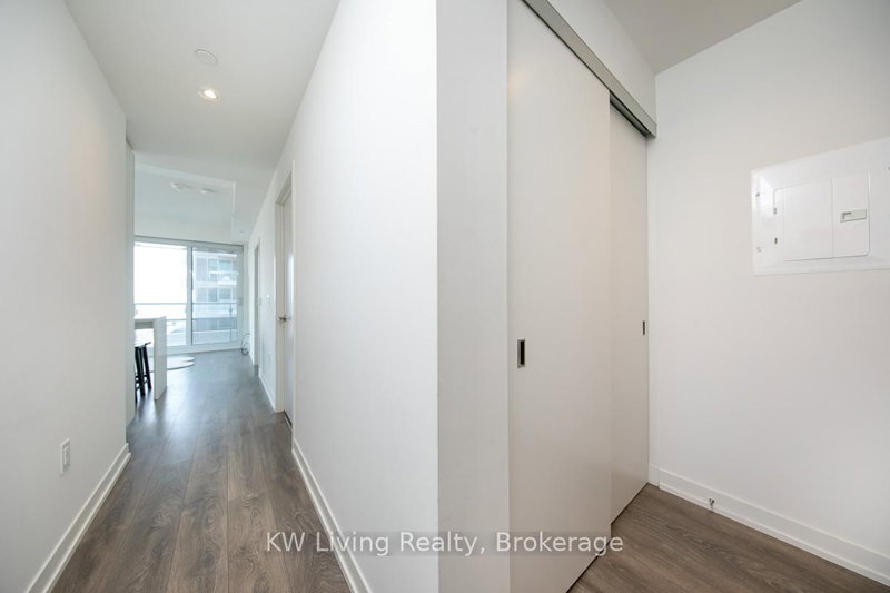 Room2