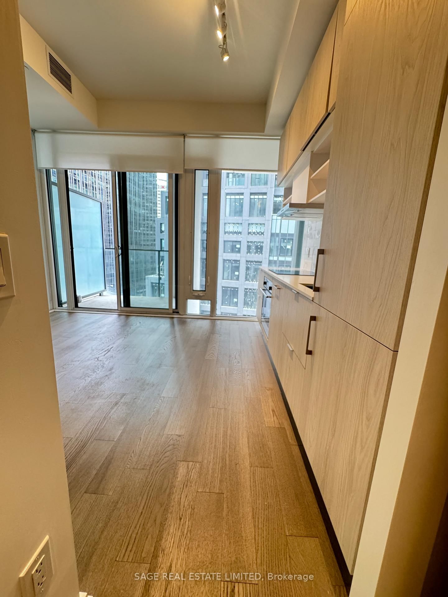5 Soudan Avenue, Unit 914 - Photo 20
