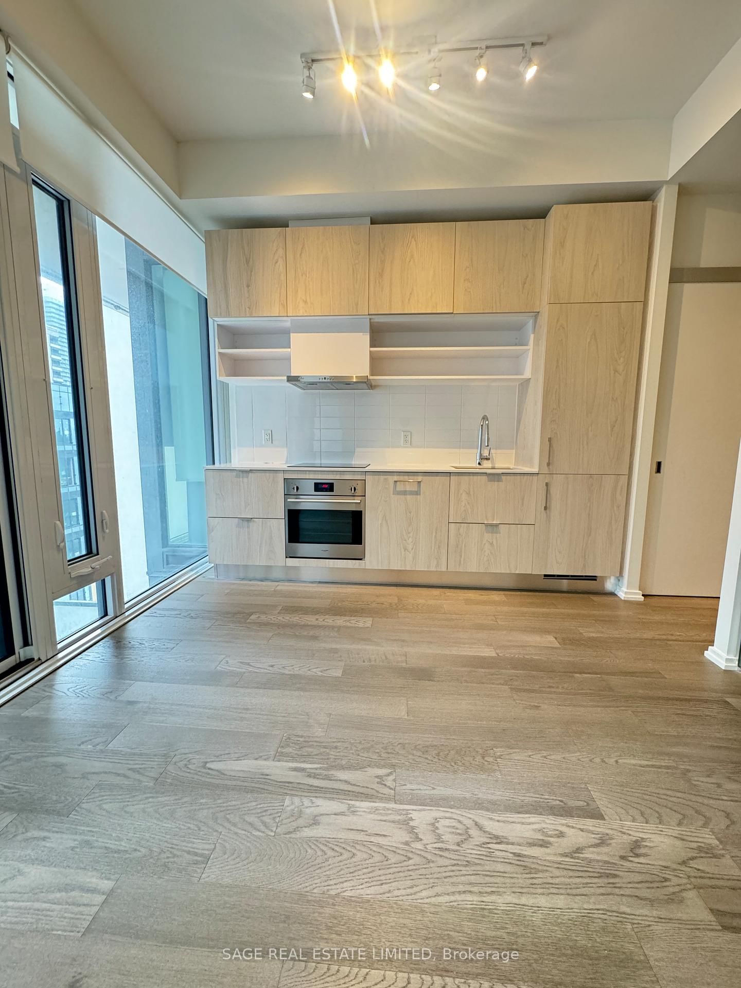 5 Soudan Avenue, Unit 914 - Photo 23