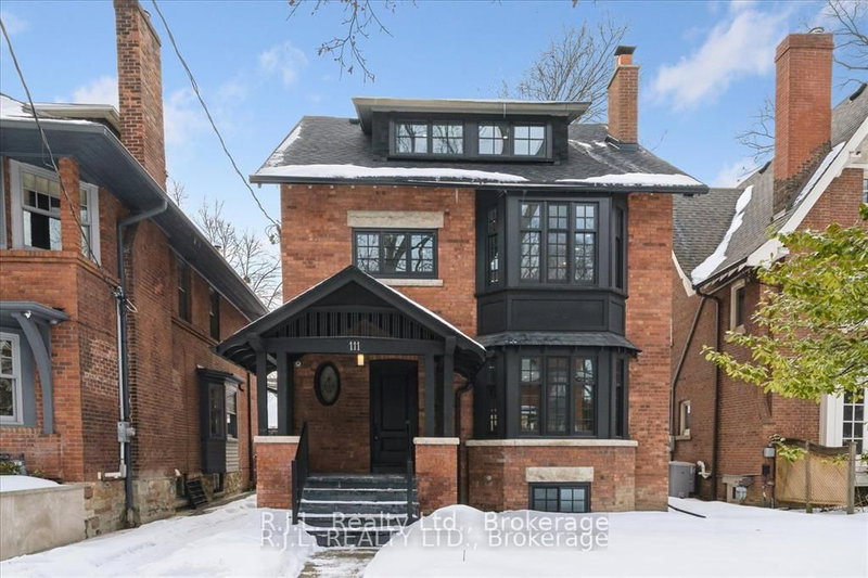111 Roxborough Drive