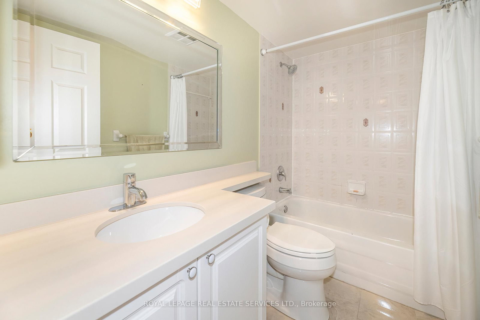 195 Merton Street, Unit 212 - Photo 11