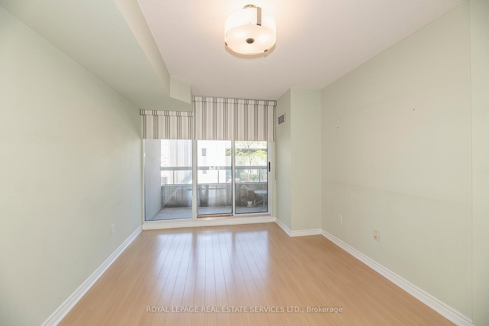 195 Merton Street, Unit 212 - Photo 9