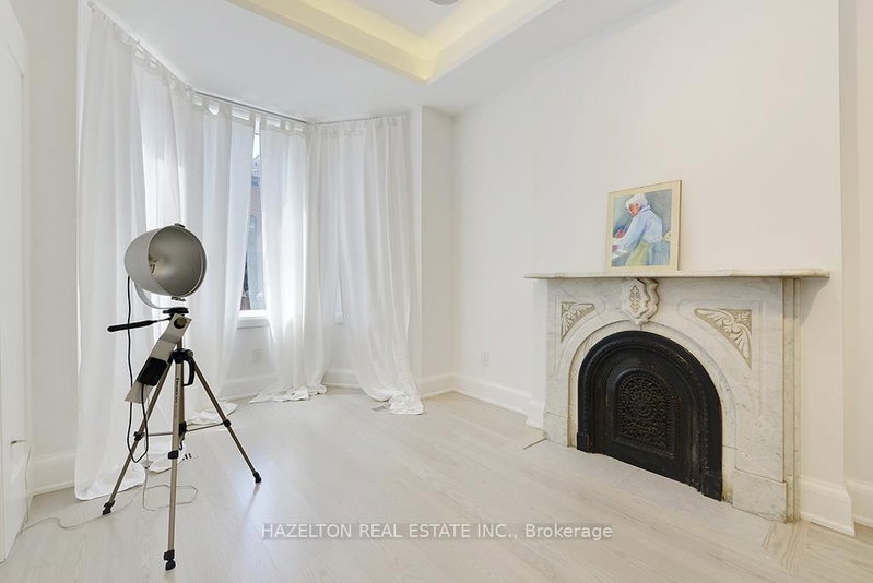 12 Webster Avenue