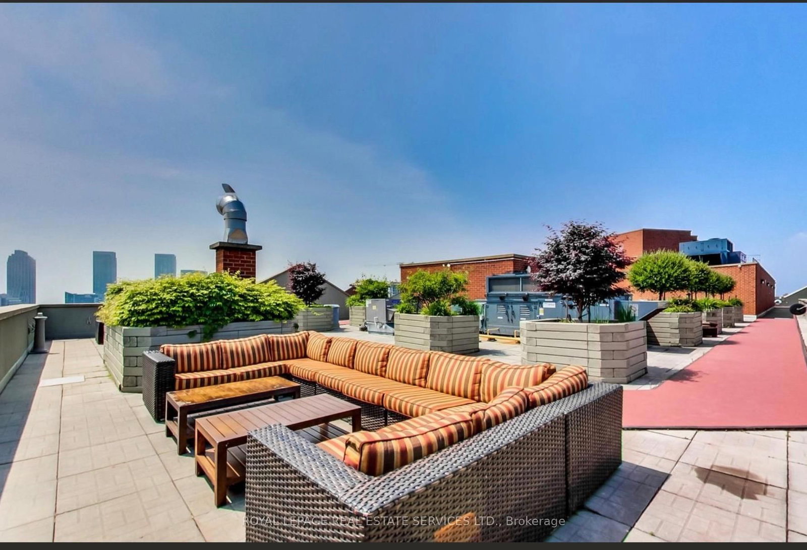 801 King Street W, Unit 826 - Photo 18
