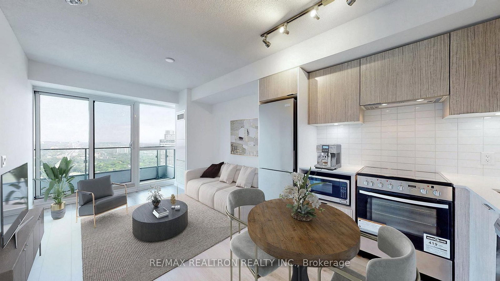 395 Bloor Street E, Unit 4609 - Photo 3