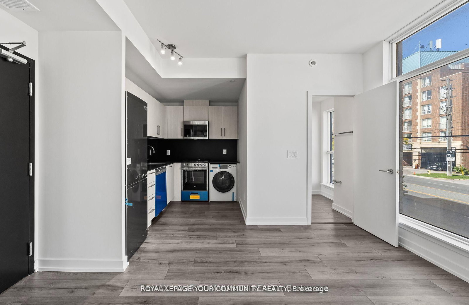58 - 861 Sheppard Avenue W, Unit 3rd - Photo 9