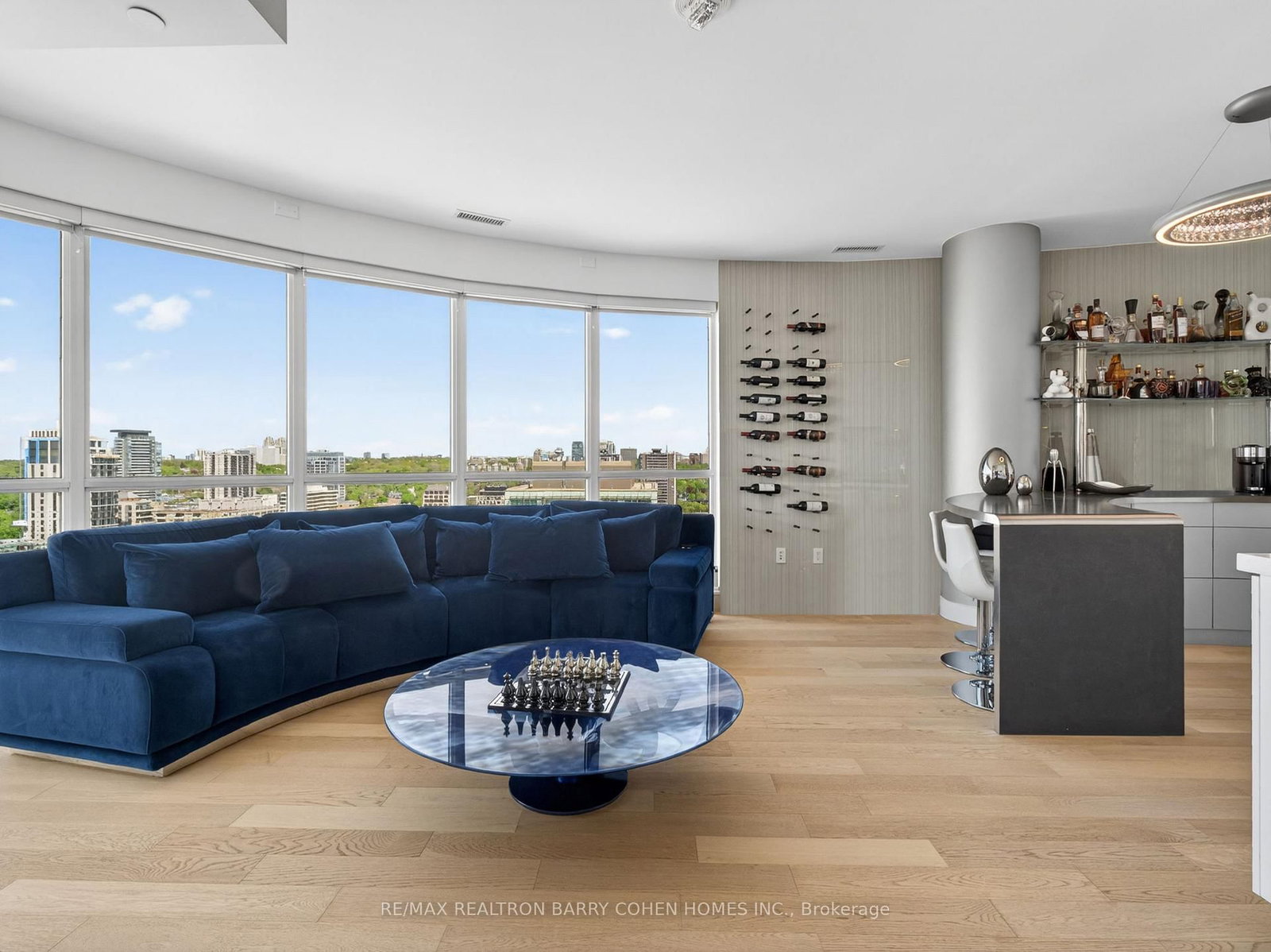 88 Cumberland Street • #2104 • Toronto, ON photo 9
