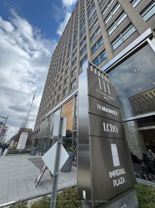 602 - 111 St.Clair Avenue W