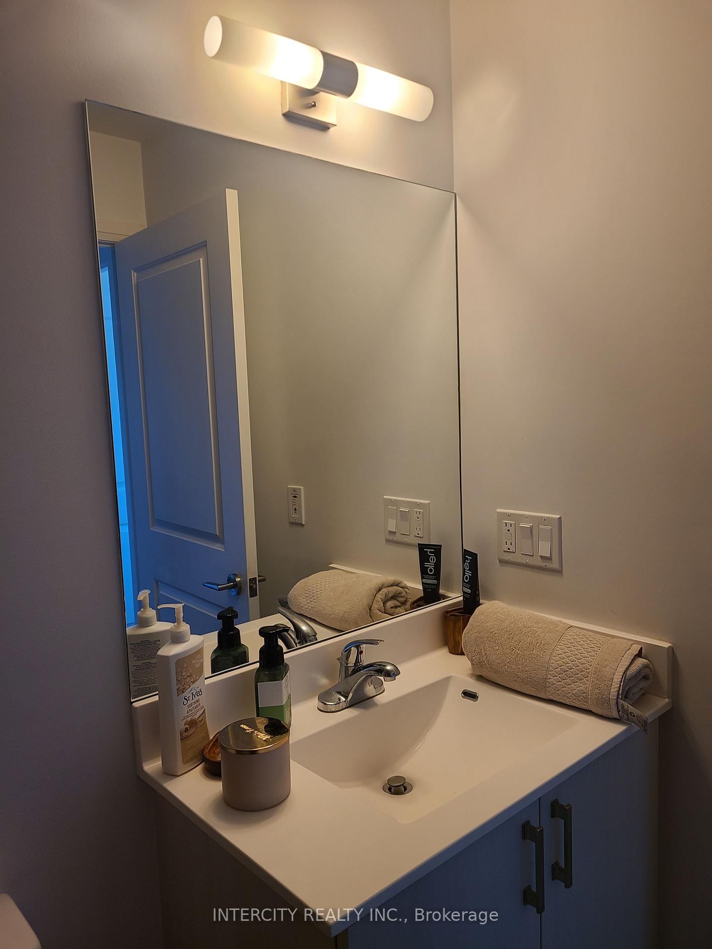 60 Ann O'Reilly Road, Unit 353 - Photo 8