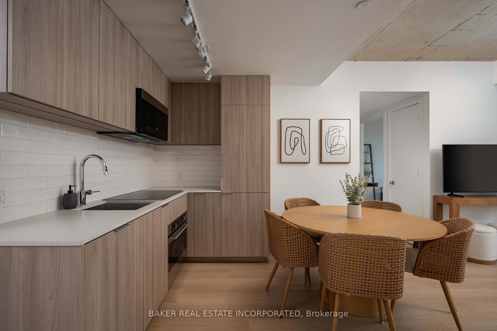 28 Eastern Avenue, Unit 330
