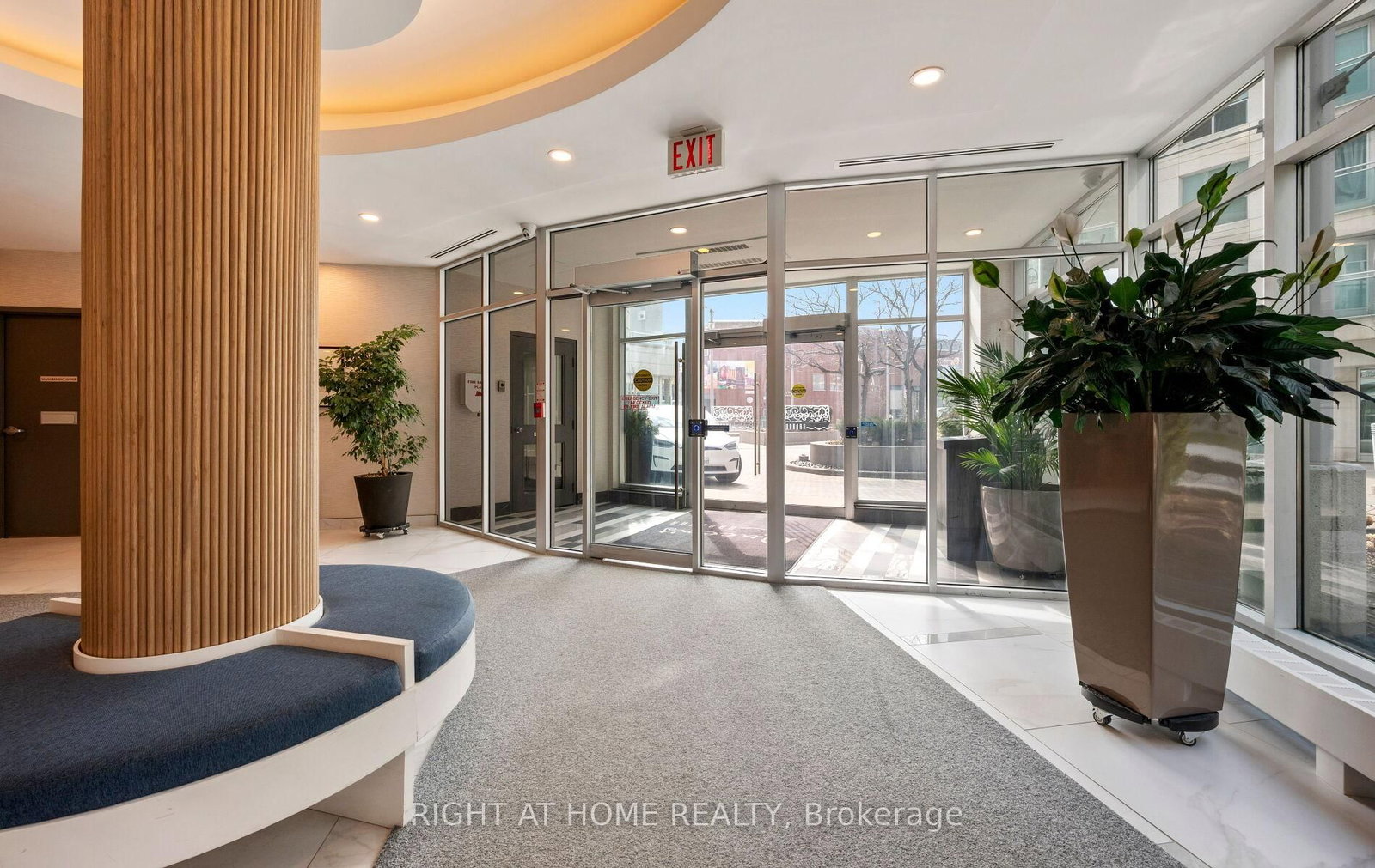 600 Queens Quay • #219 • Toronto, ON photo 4