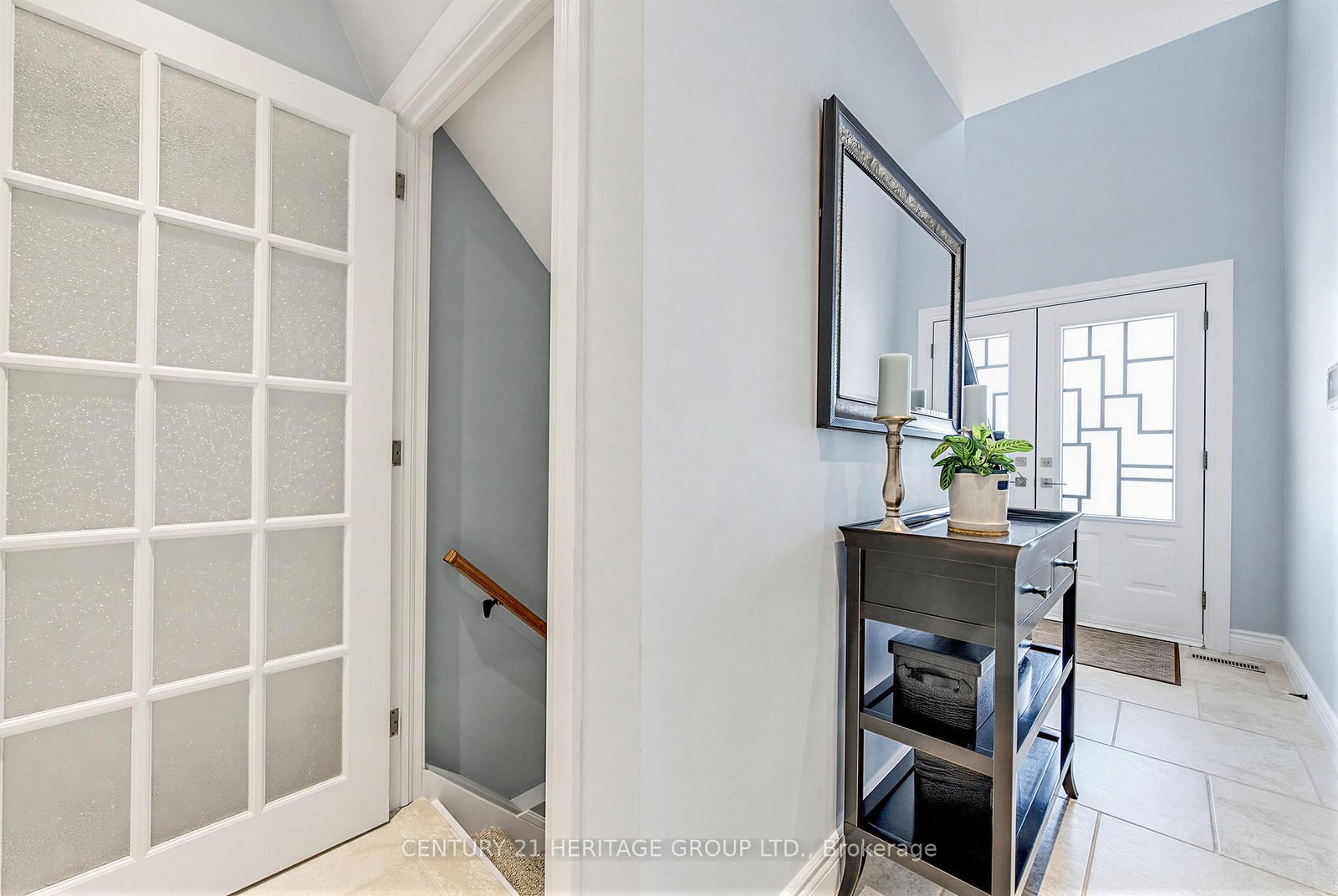 28 Manadon Drive • Toronto, ON photo 11