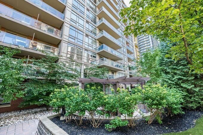 900 Mount Pleasant Road • #426 • Toronto, ON photo 42