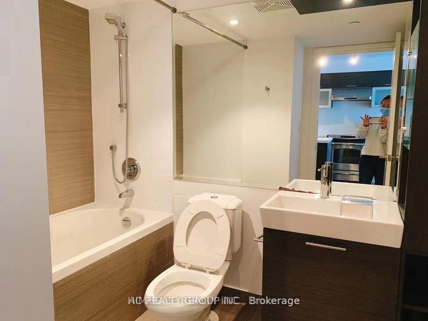 386 Yonge Street, Unit 1221 - Photo 13