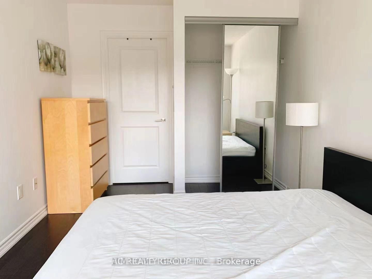 386 Yonge Street, Unit 1221 - Photo 6