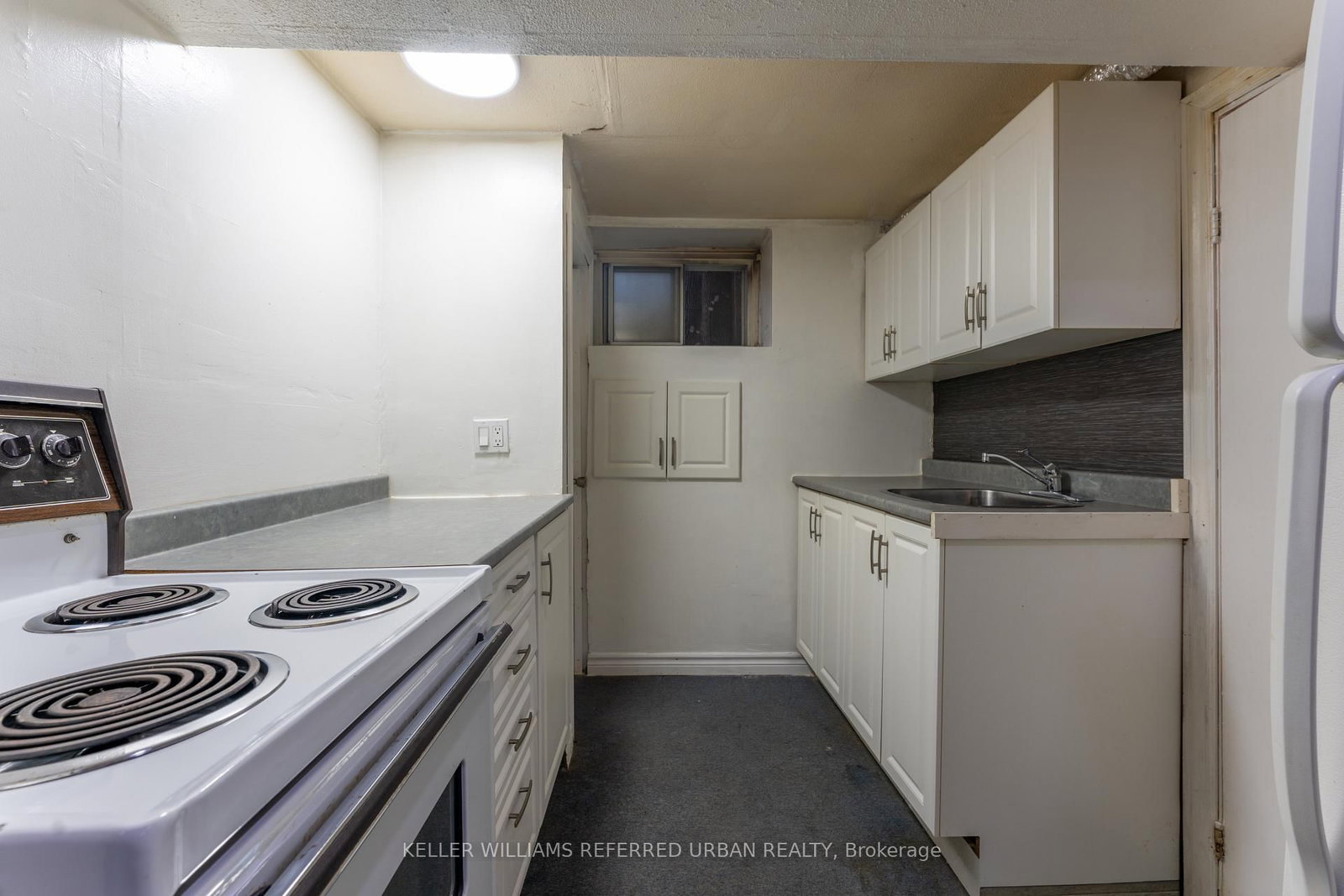 823 Millwood Road, Unit 12 - Photo 6