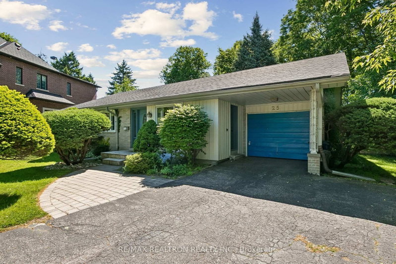 25 Groveland Crescent