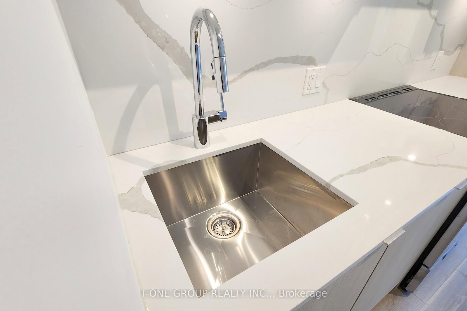 100 Queen Street E, Unit 802 - Photo 5