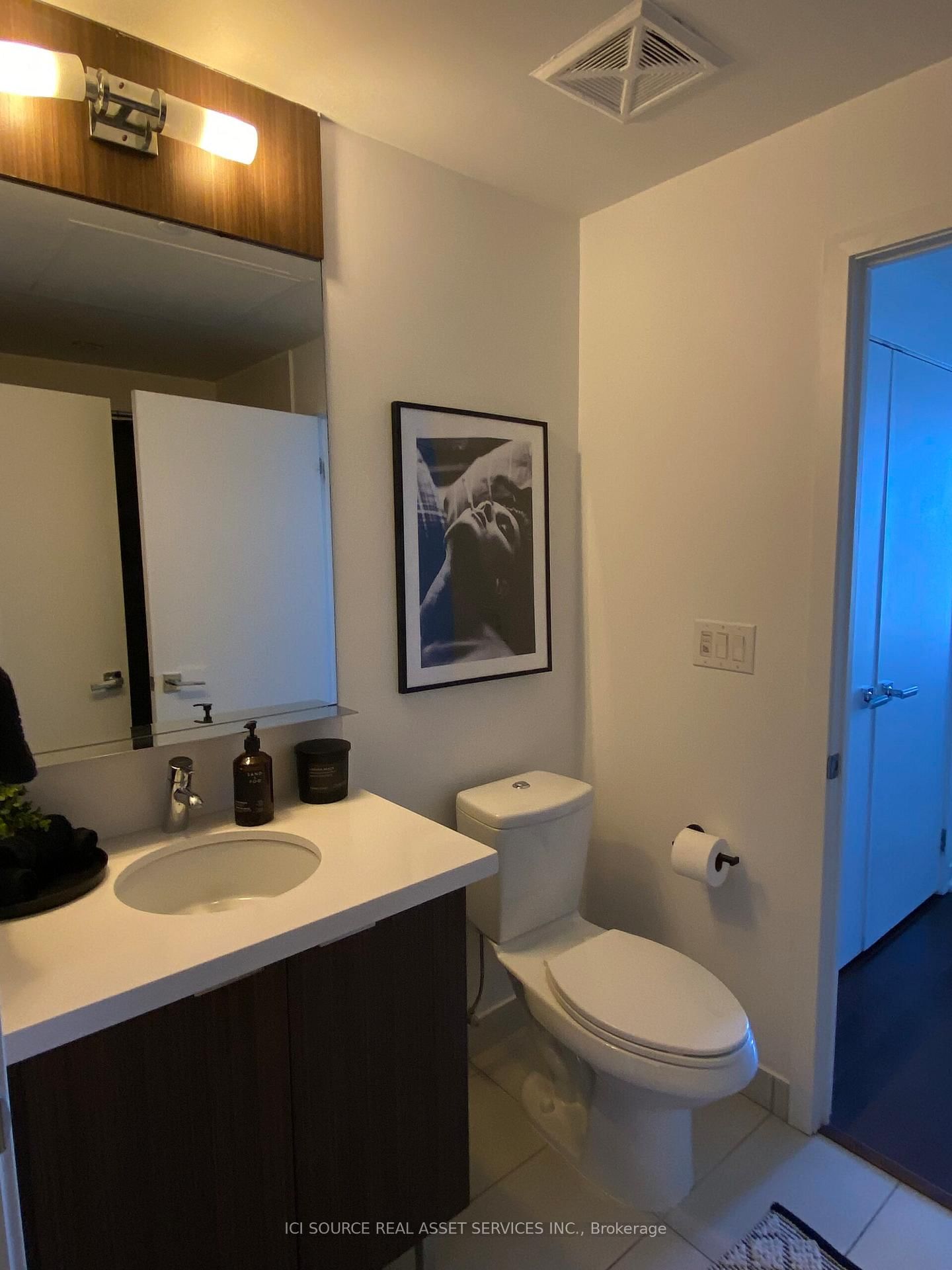 21 Widmer Street, Unit 3104 - Photo 12