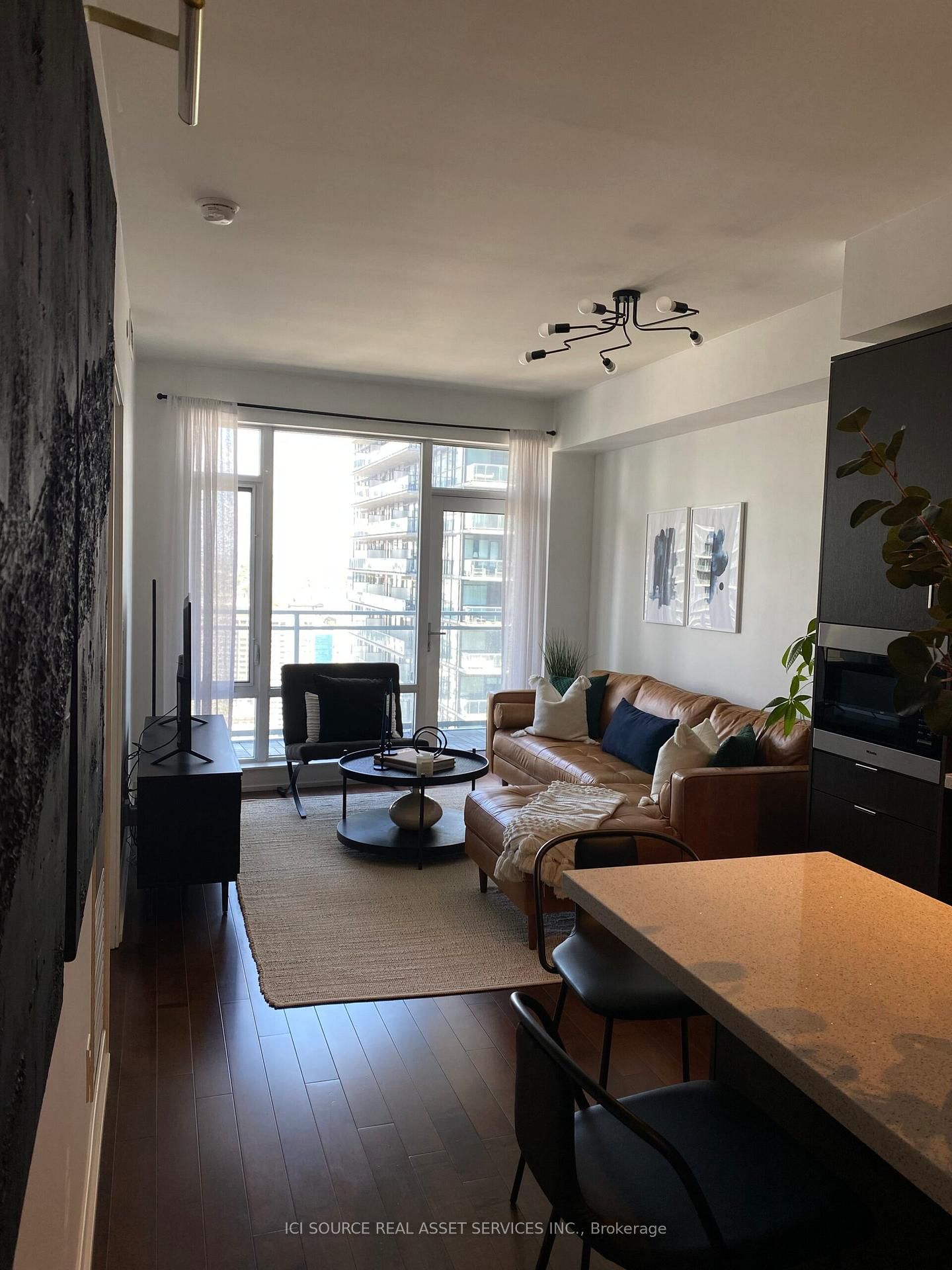 21 Widmer Street, Unit 3104 - Photo 6