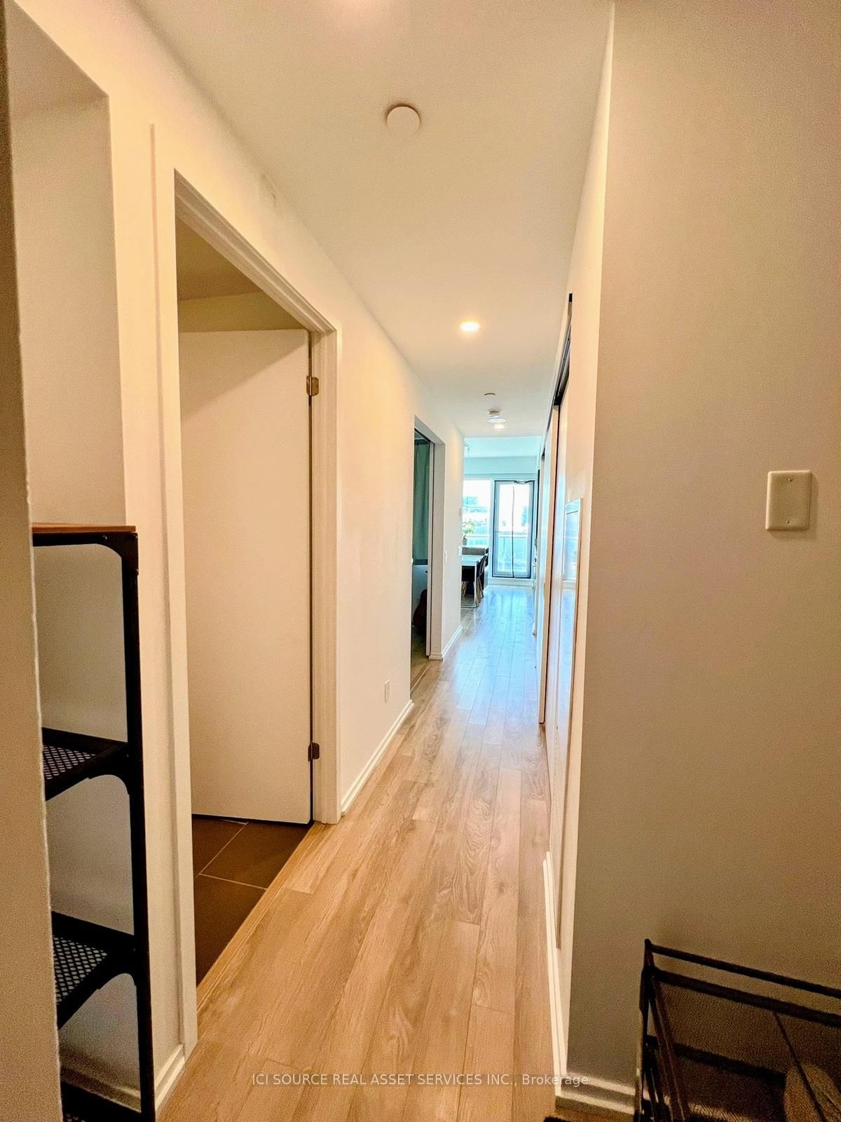 197 Yonge Street, Unit 2203 - Photo 7