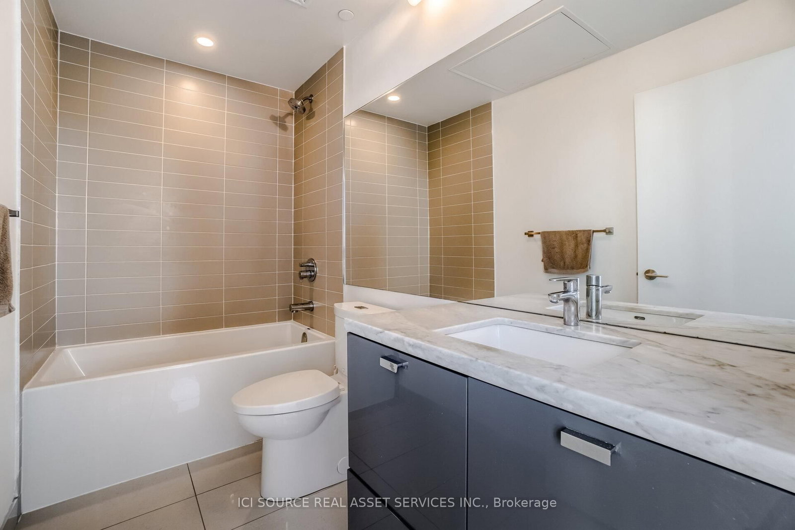 290 Adelaide Street W, Unit 1504 - Photo 15