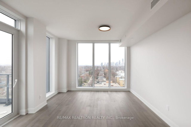 1009 - 2525 Bathurst Street
