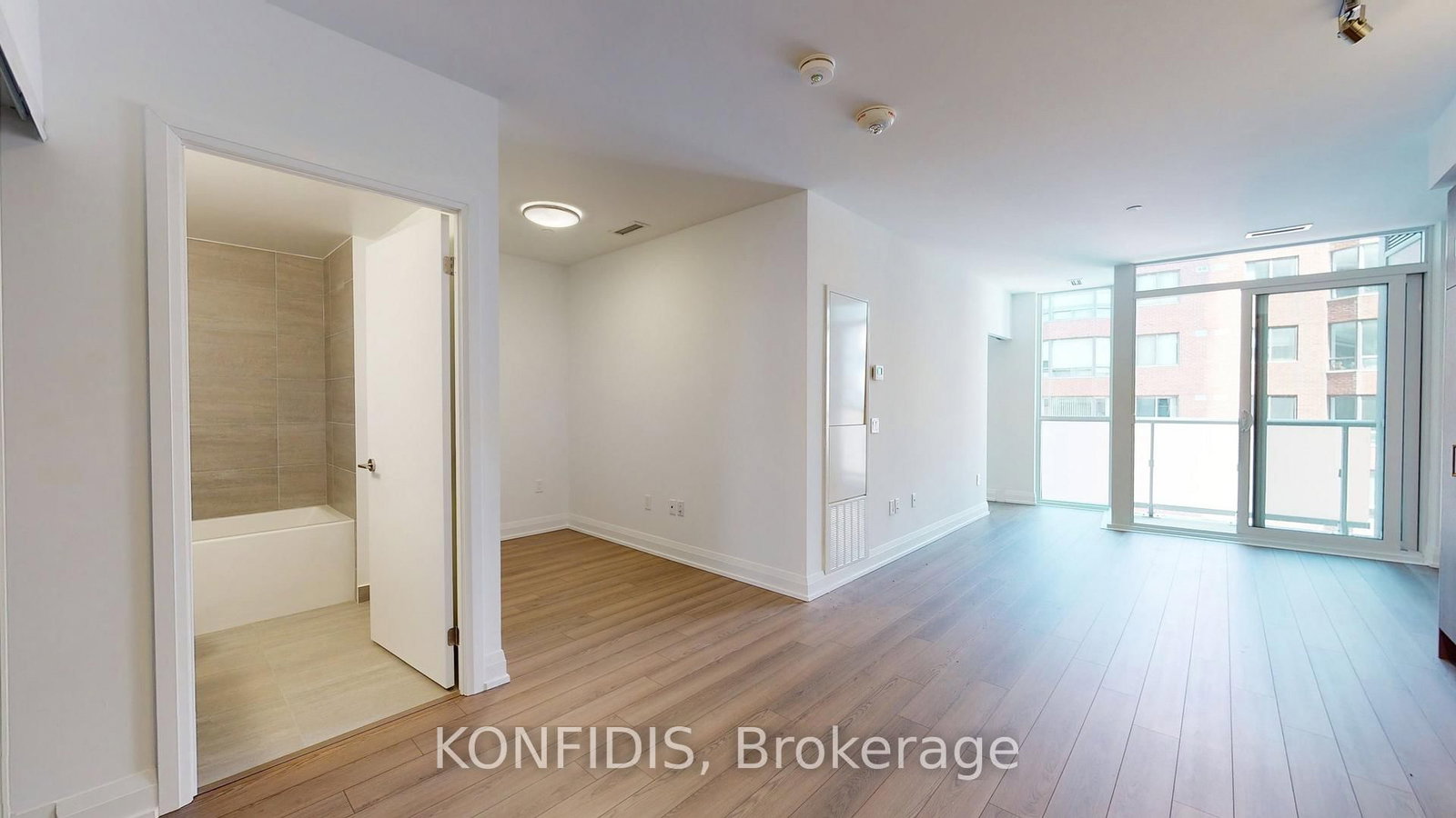 77 Mutual Street, Unit 910 - Photo 8