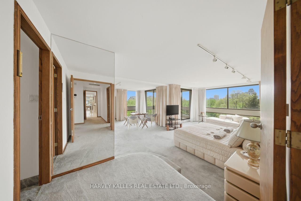 150 Heath Street W, Unit 603/604 - Photo 24