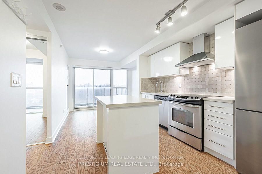 58 Orchard View Boulevard, Unit 601 - Photo 4