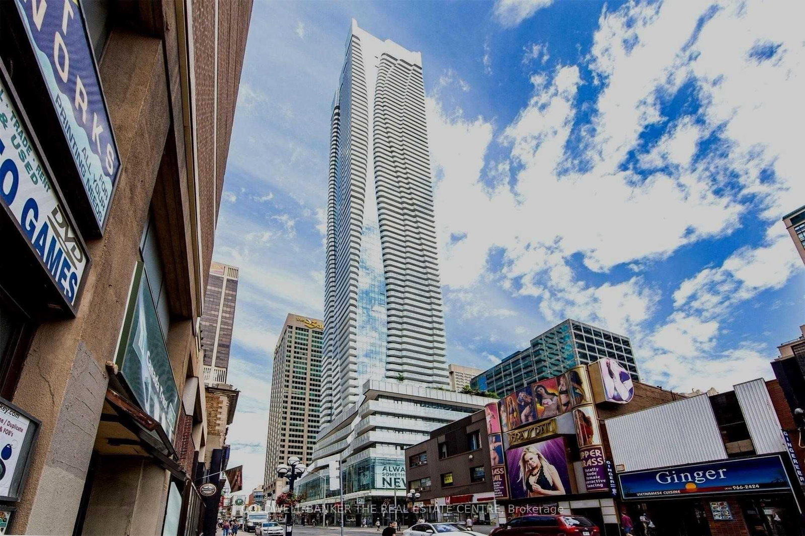 1 E Bloor Street E, Unit 7