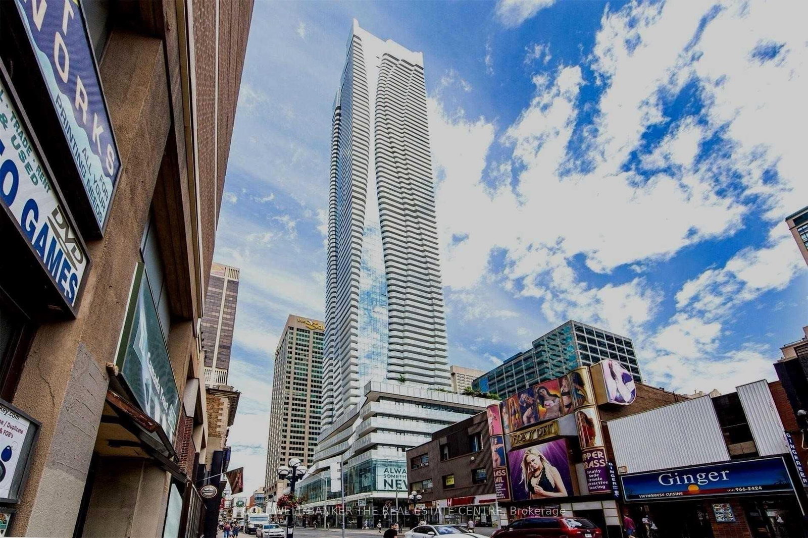 1 E Bloor Street E, Unit 7 - Photo 32