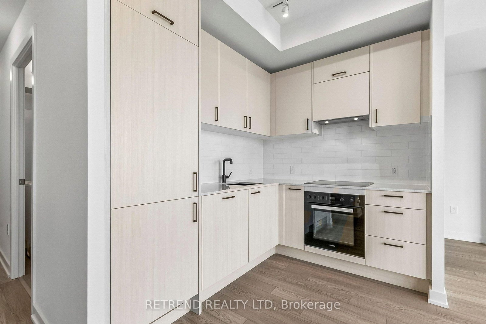 5 Quarrington Lane, Unit 607 - Photo 8