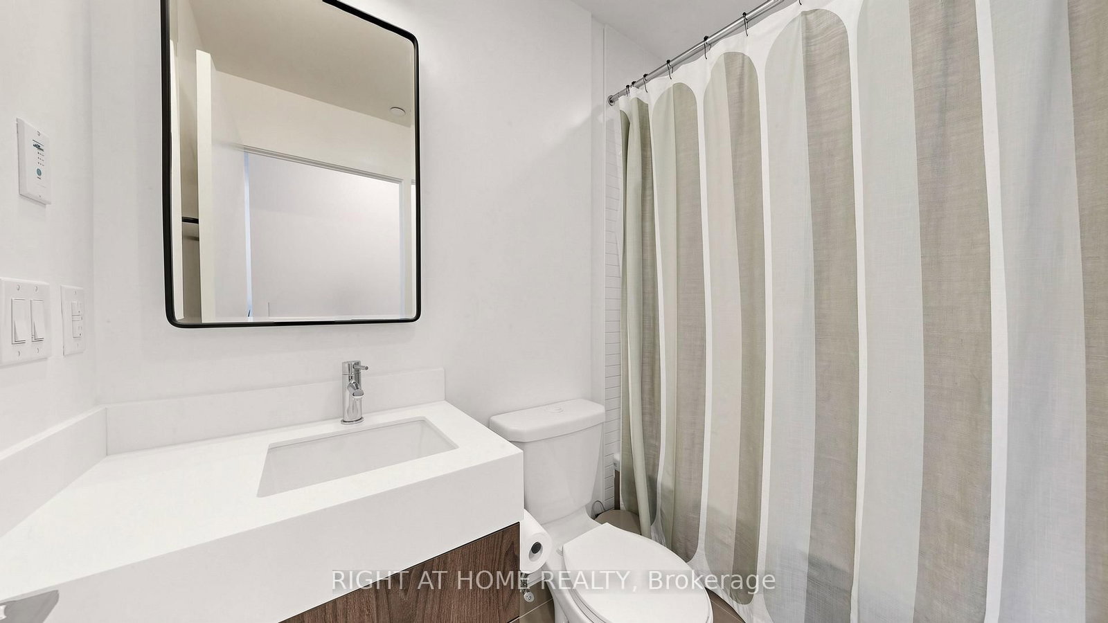 200 Sackville Street • #714 • Toronto, ON photo 16