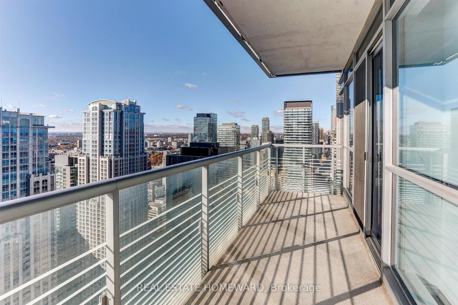 386 Yonge Street, Unit 4315 - Photo 11