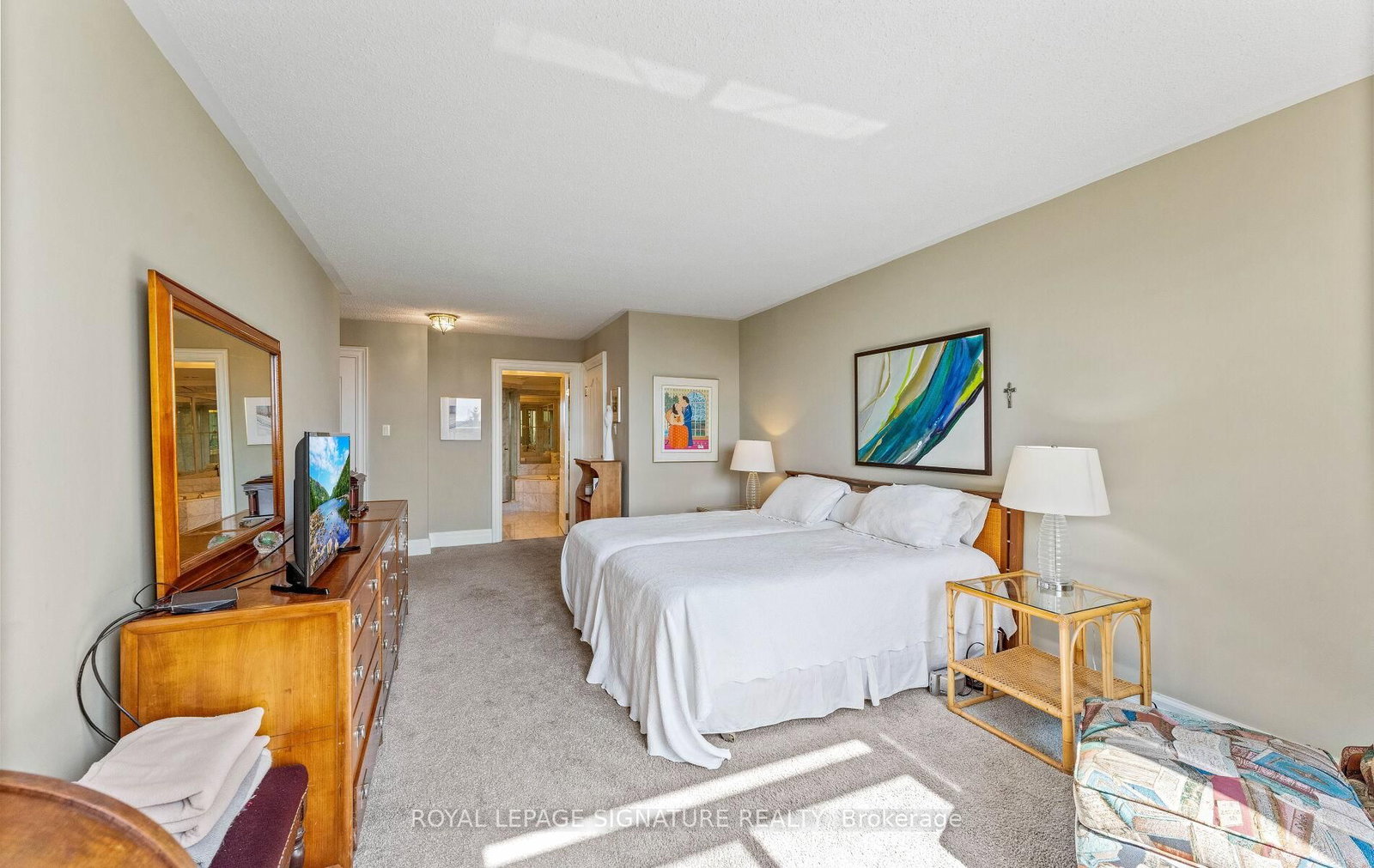225 The Donway W, Unit 605 - Photo 25