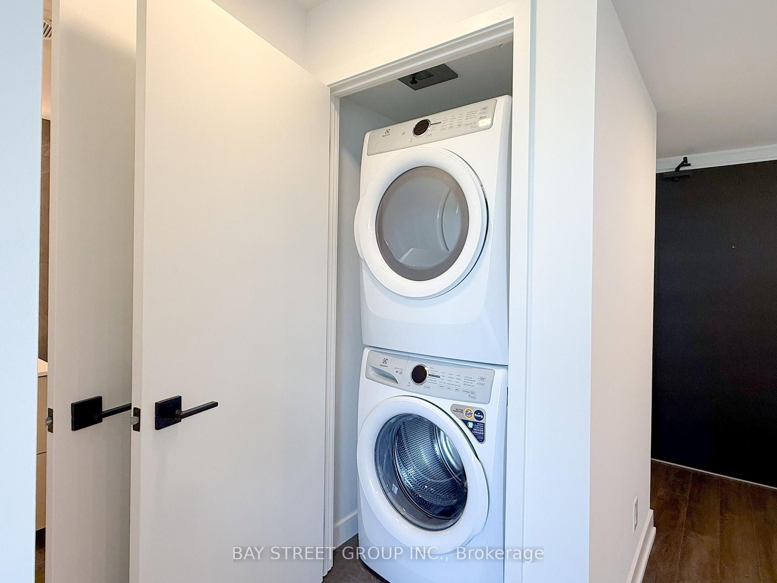 609 Sherbourne Street, Unit 1409 - Photo 15