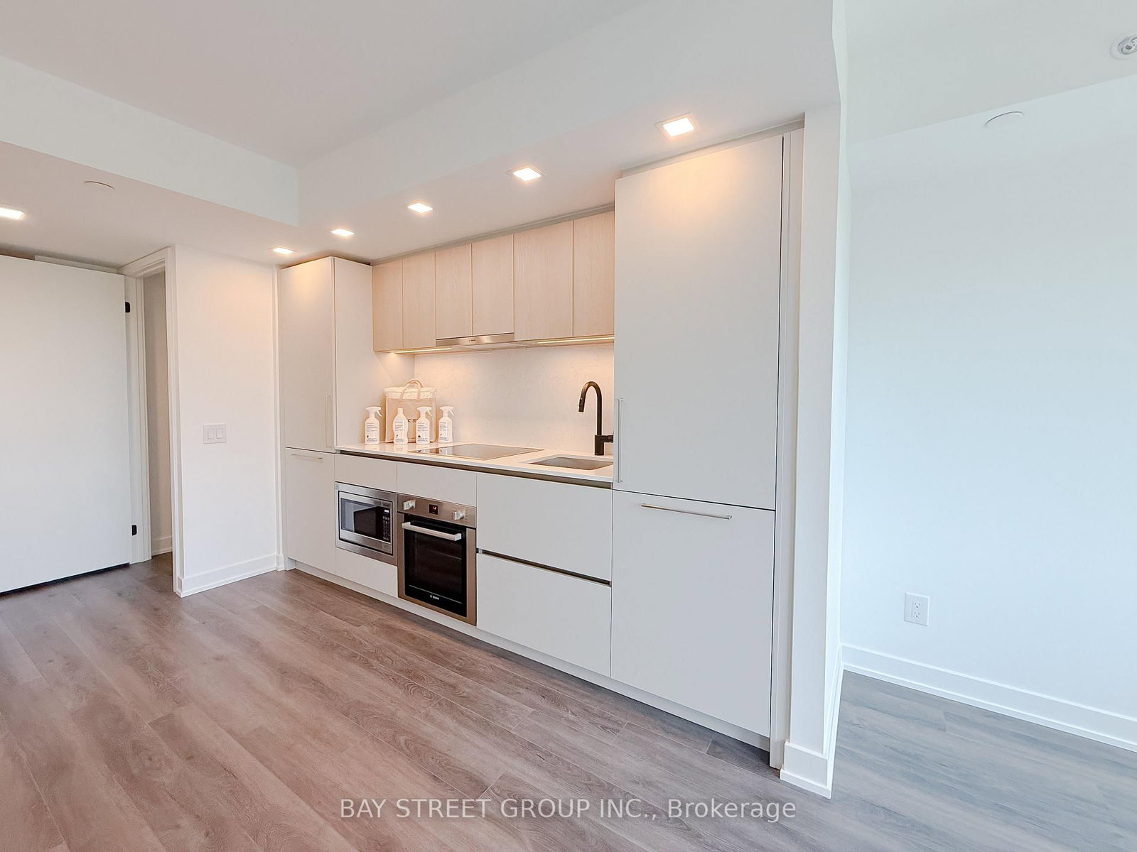609 Sherbourne Street, Unit 1409 - Photo 5