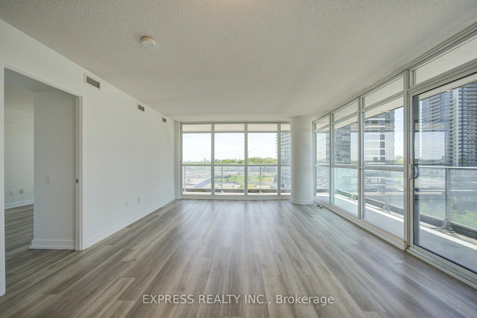 19 Singer Court, Unit 908 - Photo 20