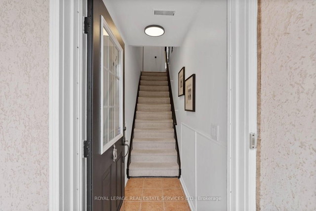 207 - 262 St Helens Avenue